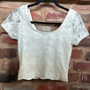 American Rag Cie White lace crop top with short sleeves size M